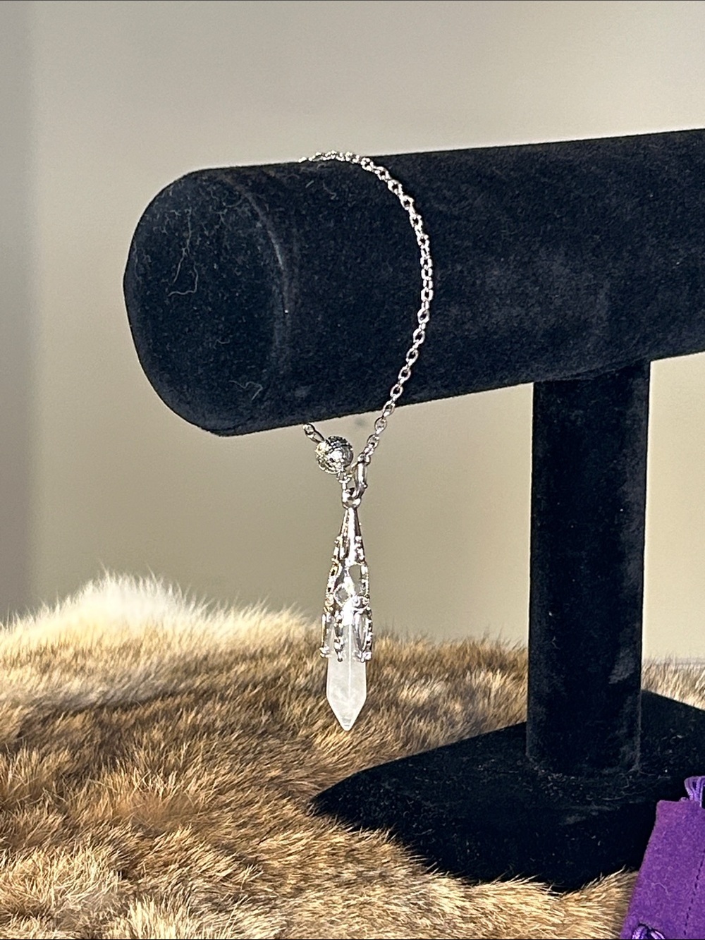 Snowy Quartz Pendulum In Filigree Used To Heighten Your Intuition Or Wear New - Picture 4 of 5